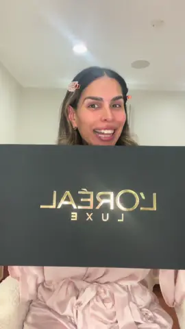 Unbox this huge @loréal paris usa package with me! @YSL Beauty @urban decay @Youth To The People @Armani beauty @Maison Margiela #beautyproducts #beautyunboxing #makeuptutorial #unboxingreel #giftedbylorealluxe 