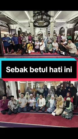 Hebatnya aura duyufurahman ni,kita yang bersama mereka pon rasa sebak rindu pada rumah Allah Moga Allah memberikan mereka semua haji yang mabrur dan dipermudahkan segala urusan Sampaikan salam saya pada Rasullulah dan doakan kami semua di sini ya  #drakmalsaleh  #yangberkhidmat 