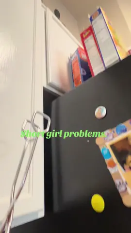 Anyone else use tongs to reach shit?! #short #shortgirl #problems #shortgirproblems #tong #cantreach #tooshort 