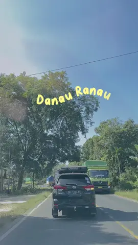 #CapCut #pesonaindonesia #danauranau #okuselatan #muaradua #keindahanalam #jalanjalan #healing #camping #campinglife 