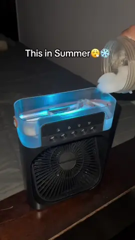 Every room NEEDS this! You NEED it for summer! 🧊❄️🌬 #fyp #aircooler #room #foryou #Summer #foryoupage #coolingfan #mistfan #uk #ice #cool #TikTokMadeMeBuyIt #fan 