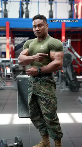 Bicep and shoulders COMBOS  Save these combos to try Something about bicep and shoulders that just flows together really easily  3 SETS OF EACH 1- Hammer curls to hammer press 2- Hammer curl to lateral raise 3- Curls to around the world 4- Hammer to gate openers  5- Reverse curl to upright row 12-15 REPS 60-90 SEC REST BREAKS Let’s build 🔨 #bicepworkout #shoulderworkout #workoutroutine #dumbbellworkout #workoutoftheday #buildmuscle #military 