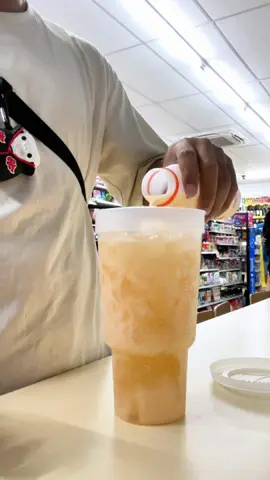 Jeat kob 😮‍💨🥤 #icecup #7eleven #phnompenhcity #cambodia #southkorea 