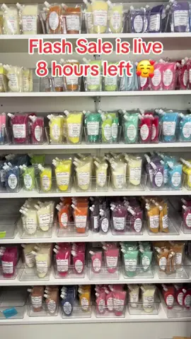 Flash Sale ends in 8 hours 🥰 #WCC #allnatural #fypシ #candleshop #SmallBusiness #squeezablewax #squeezables #waxmelts #smallbusiness 
