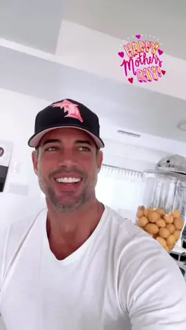 William Levy saludando a su madre en su día 💓🥰 (12/05/2024) #willevy #fansdewillevy #levy #williamlevy #wilevy_fans_tuc💚 #levyfans #