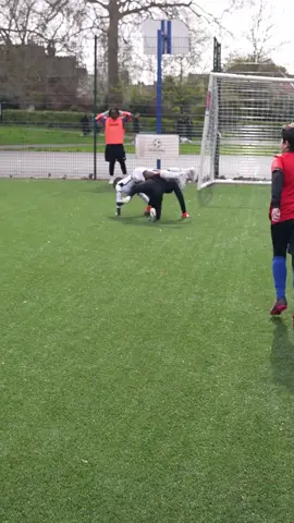 Shout out to our U10s Goalkeepers for putting on such a brave performance🫡    #1v1 #football #goalkeeper #thestreetzfootball #fyp #foryou 
