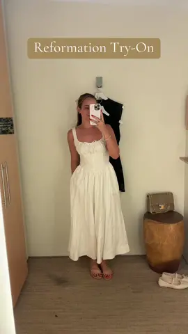 Stopped by @reformation and tbh I had a hard time not getting everything I tried on. I’m obsessed with these dresses for the spring/summer #reformationhaul #reformationdress #summerdress #springdresses 