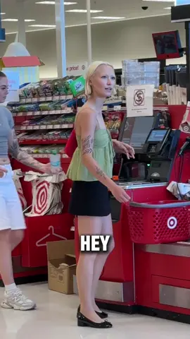 👀 will she pay for a stranger? (Social experiment) (Wholesome real reaction) @R A E ✨ @Tonka ★ @Allie Harris 