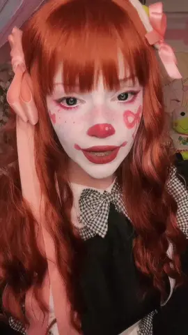 Like okay what next BUCKO #doesithonk #honkhonk #clowngirl #clown #clussy 