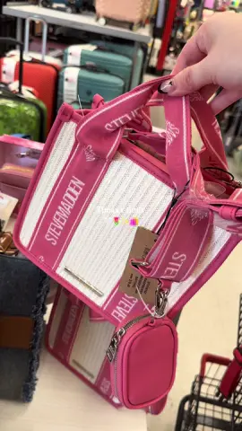 That coach purse had me crying 🤎😍  #shoppinghaul #shopping #shopwithme #tjmaxxfinds #tjmaxx #shopwithmeattjmaxx #stevemadden #coachbag #coach #makeup #makeupfinds #elfcosmetics #elf #girlythings #kylieskin #kyliecosmetics #urbandecay #boujeeonabudget #shoppingfun #marshalls #marshallsfinds #juicycouture #skincare 