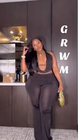 Quick little transition from wholesome day tome activities to night time shenanigans 🤸🏾‍♀️ set is from fashion nova #grwm #gdwm #nightout #nightoutoutfit #curvyfashion 