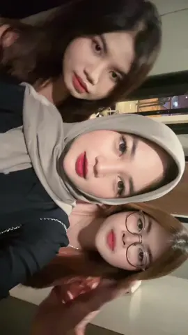 cringe abiesz
