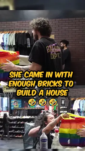 She Came In With Enough Bricks To Build A House🤣🤣🤣#frankie #ramitheicon #coolkicks #fyp