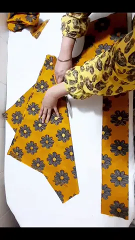umbrella Frock cutting and stitching  Frock cutting tutorial  Frock stitching tutorial  Latest Summer Lawn dresses  Two piece printed lawn dress designs  #viral #fyp #summerdress #Summer #summervibes #twopiece #twopieceoutfit #twopiecesoutfit #asimjofa #khadidress #zellbury #stylo #lamlight #lawn #lawndress #trending #2m #2million #theblossomfashion #fashion #trend #trendingvideo #trendingsong #trendy #foryou #fypシ゚viral 