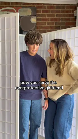 Someone save this mans 👹 #pov #skit #couple #toxic #retail #work #hospitality #twins #sisters #Siblings #BestFriends #relatable #fyp #viral #girlbestfriend 
