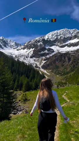 Exploring Valea Sambetei looks straight out of a fantasy movie! 🌲🏔️ Who else wishes they could teleport here right now? Would you hike or just chill and soak in the views? Tag your adventure buddy! 🚶‍♂️🌄 @Loredana Cojocaru 📸 #ValeaSambetei #hikingadventures #naturelovers #fyp #travelvibes #explore #wanderlust #outdoorfun