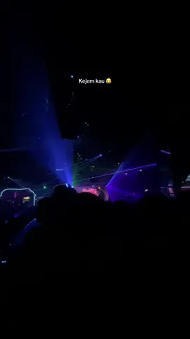 Yang galau yg galau👻 @fdj_depibalqis @Darma Agung Club 41 #djpalembang #darmaagung41 #fdjdevibalqis #palembangpride #palembangfyp #fyp #palembang #palembangtiktok #fypシ゚viral #ptkampungbaru #djmendua 