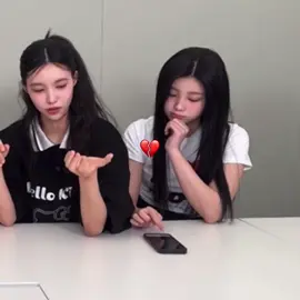 a 16 year old girl shouldn’t be reporting hate comments while doing a weverse live, if you don’t like illit just don’t watch their content they don’t deserve the hate they’re receiving. 💔💔💔 #wonhee #illit #yunah #iroha #moka #minju #hybe #fyp #edit 
