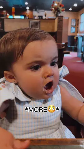 This girl loves her pizza 😂🍕 #toddler#toddlersoftiktok#toddlers#dadsoftiktok#MomsofTikTok#parenthood#family#babyfever#baby#babies#cutebaby 