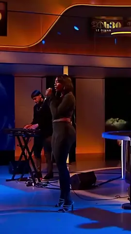 Live a cappella d’@Aya Nakamura ✨ #pourtoi #fyp #ayanakamura #lanakamurance #fypシ゚viral #planetenakamura #viral #viralvideo #pourtoiii #pourtoii #live #chanter 