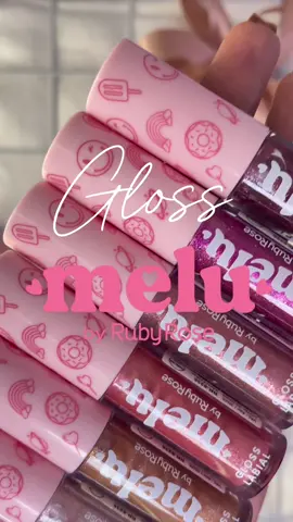O gloss da melu está fazendo maior sucesso com brilhinho super fino e confortável na boca ✨💖💖#melu #maquiagembrasil #dicas #girls #gloss #maquiagem #daily #dicas #gloss 