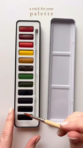 We love this trick from @emilylexstudio on mixing colors from her watercolor palette. 🖌️ Find this watercolor palette at our stores or through our online shop. ⤵️ www.madeinwashington.com! 📹 credit: @emilylexstudio watercolor palette, local artist #watercolor #watercolorset #watercolorworkbook