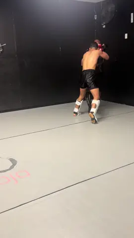 Yo voy a mi ritmo …  Lento para algunos , pero para mi lo indicado ! #karate #combat #mma 