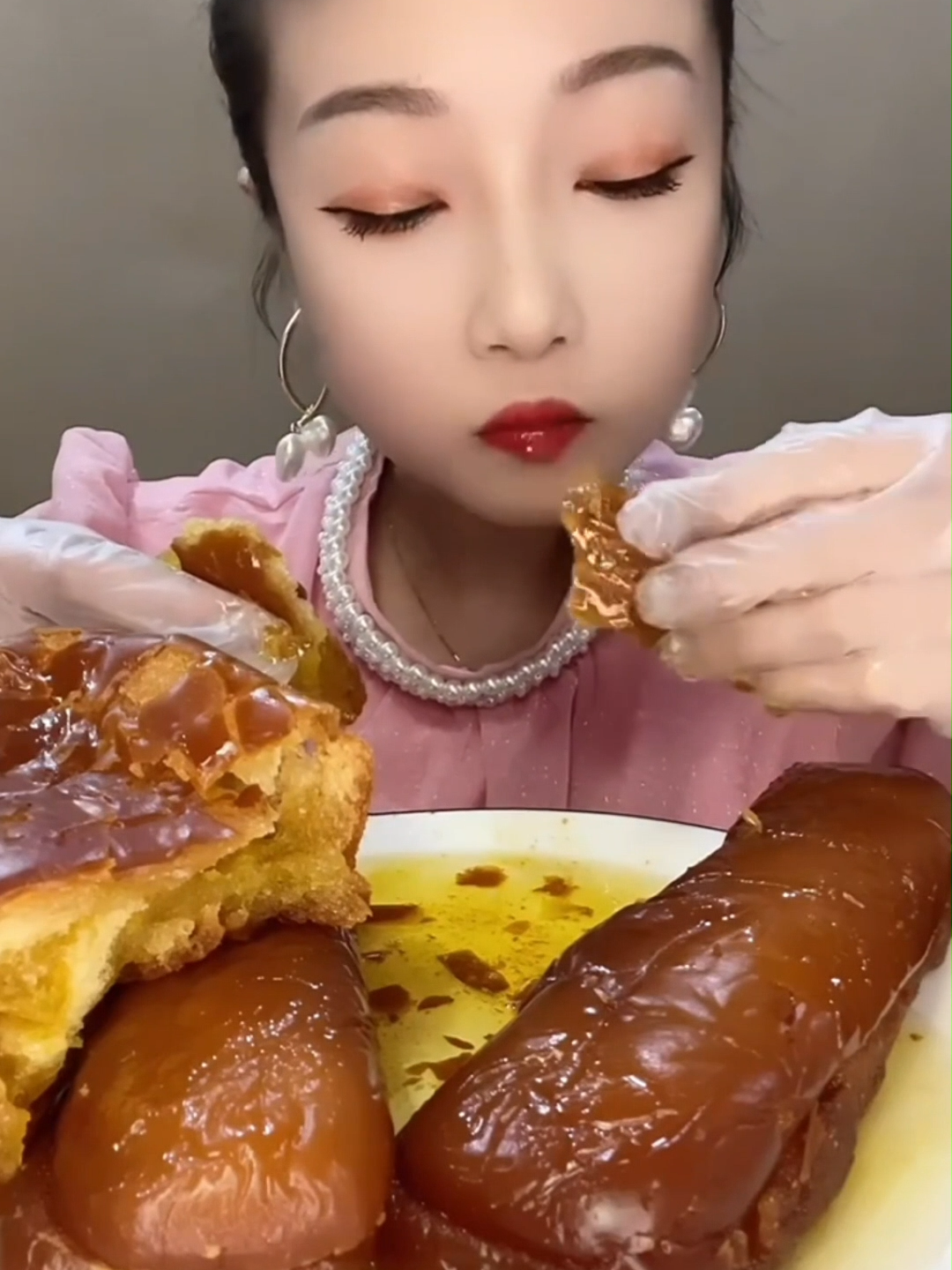 Oil bread #asmr #mukbang #asmrvideo #mukbangkorea #asmrsound #bread
