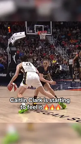 Okay Caitlin! #caitlinclark #WNBA #basketball #iowa 