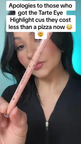 he secret to bright wide-awake eyes is nude liner // I love the tartecosmetics fake awake eye highlight! Have you ever tried this? It's a hack I use often now as a mom! #makeup #grwm #brighteyes #eyelinertutorial #eyelinerhacks #millenialmom #millenialmakeup