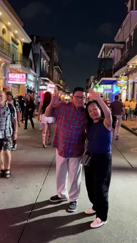 my parenrs are troopers for doing this trend #burninglove #traveltiktok #neworleans 