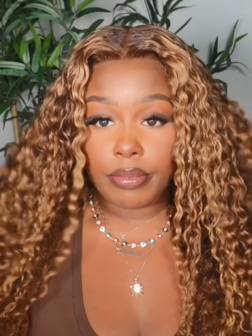 Must have this GLUELESS 360 lace Invisi-Strap highlight water wave wig in summer !!Any Style you want🥰Same wig link in bi0 📷wig info：26” Invisi-Strap 360 lace frontal Highlight ombre water wave wig 📷Video from YTB：Dominique A. #ashimary #ashimaryhair #ashimarywig #gluelesswig #360lacewig #invisistrap360lacewig #360lacewiginstall