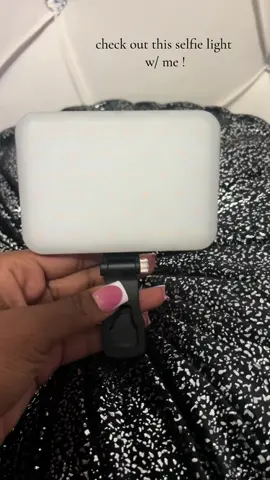 Hey yall check out my new selfie light , it came right in time for our night out . Definitely a girls NEED 💘 #fyp #contentcreator #colorcustomizer 