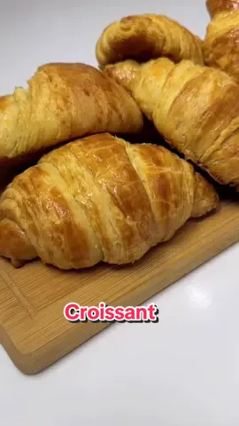 it’s the time and labor for making a Croissant💪but it’s giving bliss🙌❤️#recipe⤵️ ✔️Ingredients 4 cups bread flour (500g) 1/4 cup sugar (50g) 2 tsp instant dry yeast (6g) 1 tsp salt (6g) 1 & 1/4 cups milk (300ml) 1/4 cup unsalted butter (57g) 1 butter block (225g) *extra flour for dusting *eggyolk for eggwash #croissant #pastry #bread #baking #tutorial #foodtiktok #food #bakery #butter #austria #yeastmodeph 