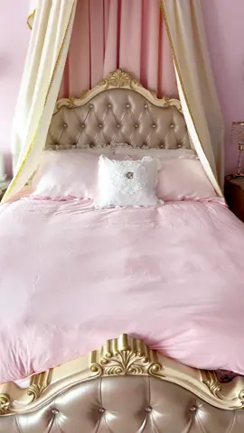 POV: you design your bedroom based on your favorite classic Barbie movies you grew up with #barbie #classicbarbie #barbiemovies #bedroomcheck #bedroomdesign #princesscore #royalcore #bridgerton #regency #vintage #pinkaesthetic #pinktok #coquette #fyp 