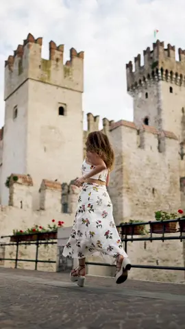I already have my prince but I still run into castles #sirmione #lakegarda #italy #castlelover 