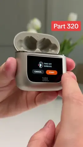 Is the screen cool or nah?