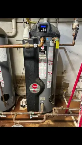 #HVAC#PLUMBING#NEWYORK# Repaired a water heater with my bro👊😎 _north_american_air_ #fixingwaterheater#replaceburner#