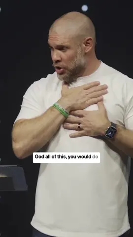 What has God given you that you can be thankful for? Even in the midst of the hard stuff, you still have things that you can thank him for. When you pray with a heart of gratitude, that is when you experience the peace of God. #peace #struggle #thankful #gratitude #church #sermon 