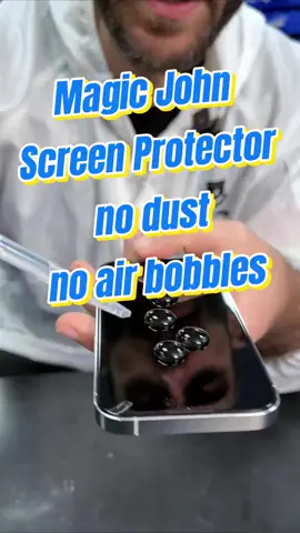 It's amazing how easy it is to remove all the dust while using it. No bubbles, no skew, quick installation, giving you a new screen protector experience.#iphone #tiktok #film 