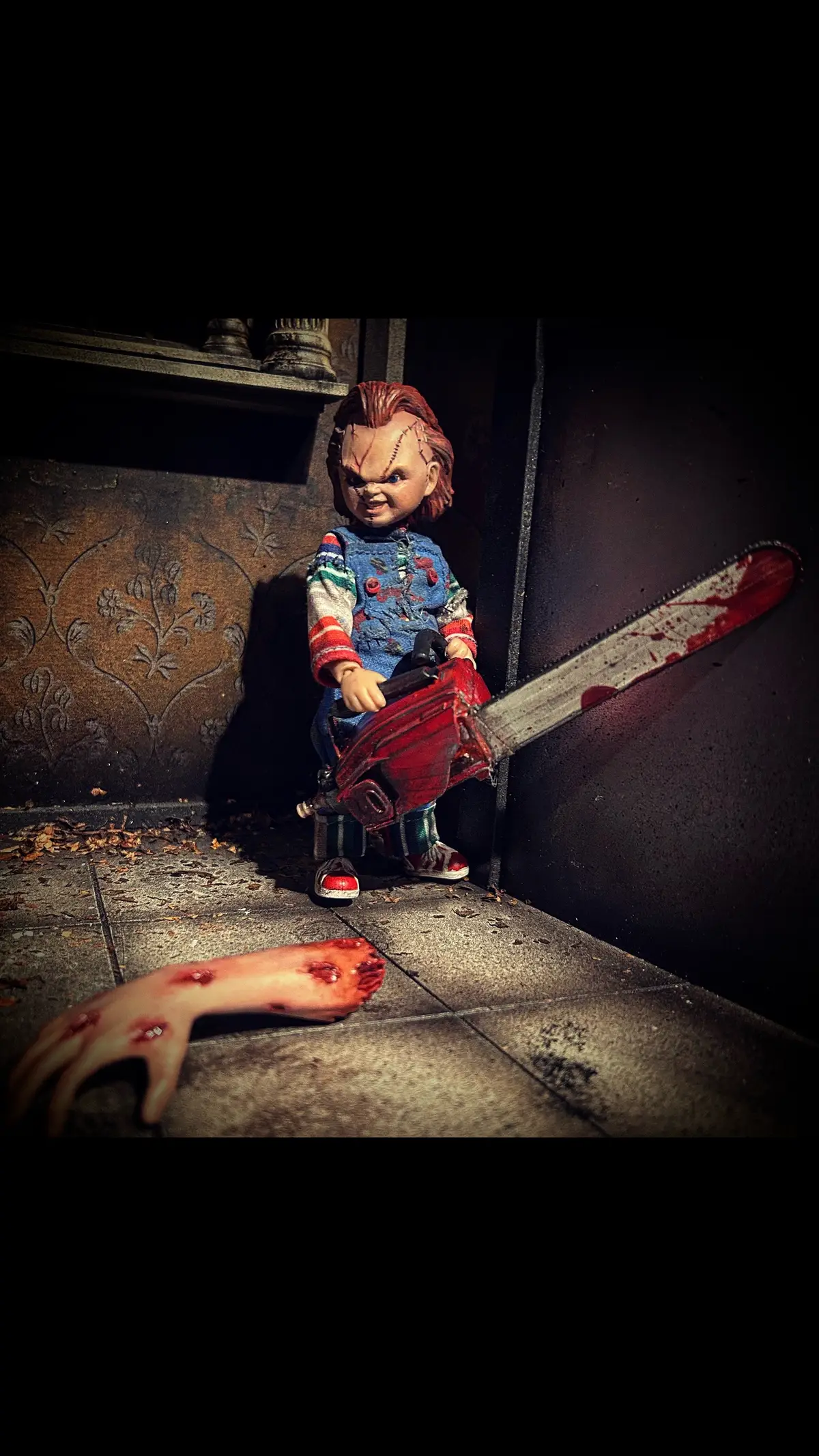 #chucky #doll #hottoys #onesixthscale #horror #diorama #figurine 