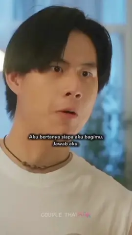 siapa yang ikutan nangis discene ini?! sumpah aku nonton semalam nyesekk parah. ternyata secinta itu Toey ama Q ampe takut kehilangan dua kali😭 aku ngeditnya sambil nangis lagi huhuhu😭 #fypシ #thaienthu #raikantopeni #thailand #boyslove #wearetheseries #wearetheseriesep7 #winnysatang 