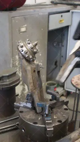 Do you know what this is doing? #rankingdrillingtools #tci #hdd #ranking #triconebit #triconebits #bit #bits #hdd #drilling #drill #drillingtools #tools #factory #drillingwater #rockdrilling #drill #drillingrig #miningtools 