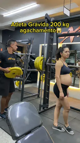 Incrivel gravida 200kg agachamento 😱😱😱😱😱 #gravida #agachamento #viral #treinofeminino #treino #academia #Fitness #gym #personaltrainer 