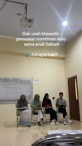 Yang paling penting dalam hubungan ialah komitmen😅#gombalananakhukum #adagiumhukum #mahasiswahukum #bismillahfyp #anakhukum #HukumtatanegaraB21 #mahasiswahukumindonesia #fyp 