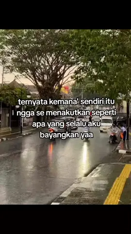 sekarang udah mulai berani sendiri hehe, bangga bangett