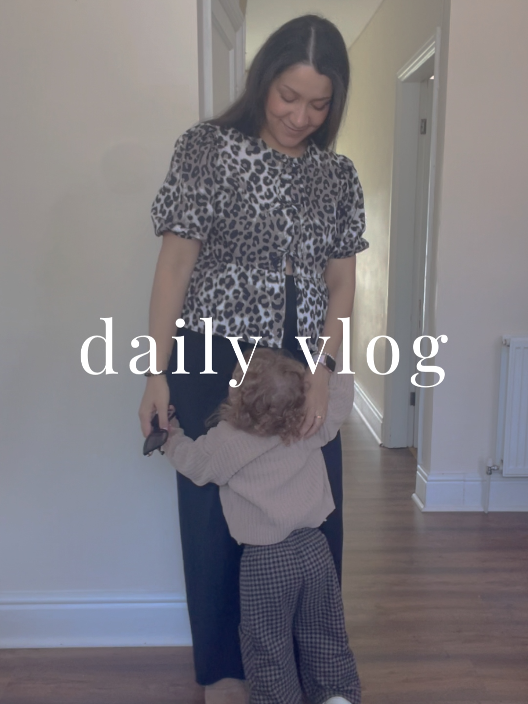 A little chilled daily vlog - Rue had her 2yr HV check and we ate pineapple 🍍 #dayinthelife #vlog
