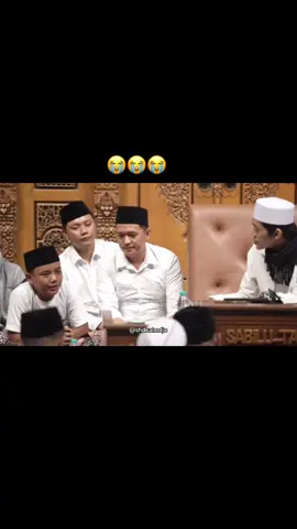 Disaat yang lain berlomba lomba ingin kaya, ada anak yang cita citanya orang tuanya sembuh😭 #cakruk #indonesia #fypシ #gusiqdam #sabilutaubah #gusiqdammuhammad #markassabilutaubah #solawatan #sabilu_taubah_blitar #blitarselatanmenyapa #blitarpride #dawuhgusiqdam #tiktok #gusiqdammuhammadkholid #blitarselatanmenyapa #stnyellorasepele #stnyelll #gusiqdamterbaru #styell #shdkalmdjo#shidikalmodjo