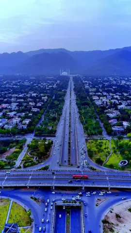 Most Beautiful View Of Islamabad From The Top❤️🥀🥰😍 #mharoonkhan39 #foryou #4u #foryoupage #foryourpage #Islamabad #viral #trending #tiktok #fyp #growmyaccount #unfreeze #unfreezemyaccount #unfreezed_my_id_tikto #tiktok #tiktok 