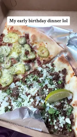 It was out of this world, the pickle bacon and dill pizza! The street tsco is always sooo good! #earlybirthday #streettacopizza #picklepizza 